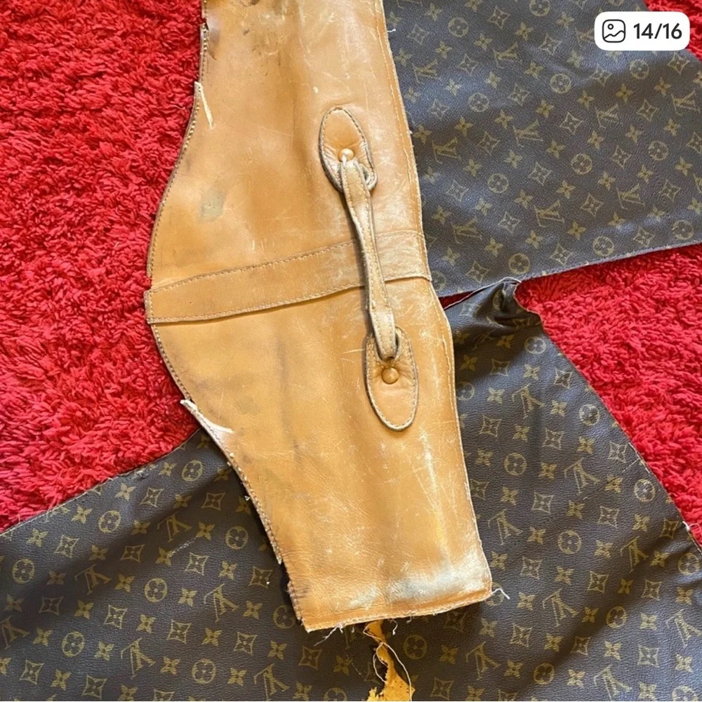Louis Vuitton Men's Brown Monogram garment bag ‼️piece‼️ - Picture 7 of 8